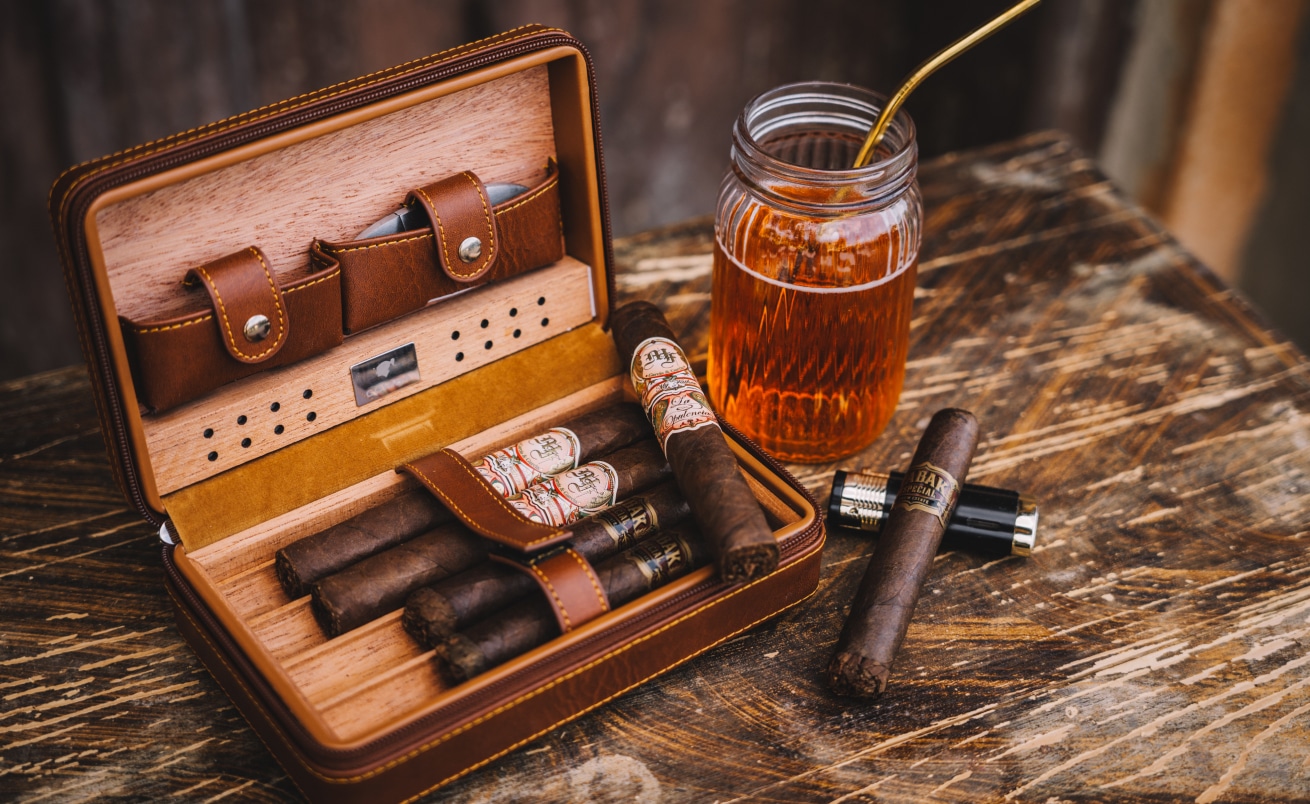 Cigar Pairings: Best Drink Pairs with Cigars