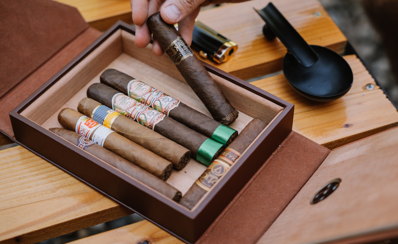 How to Set Up a Humidor: Step-by-Step Guide