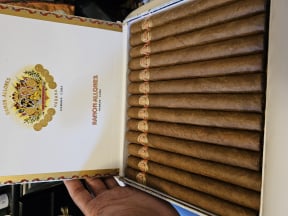 Ramon Allones Gigantes
