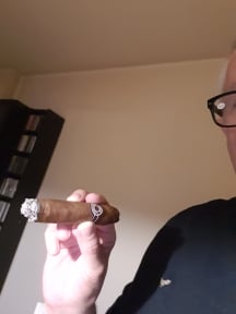 Montecristo Petit Edmundo