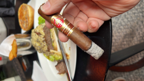 H.Upmann Robustos Añejados