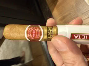 Romeo Y Julieta Short Churchills Tubos