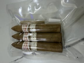 Hoyo de Monterrey Epicure No. 3 