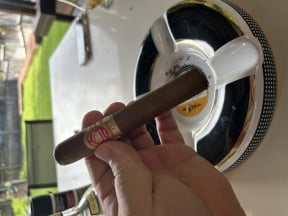 H.Upmann Connoisseur A 