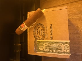 Hoyo de Monterrey Petit Robustos