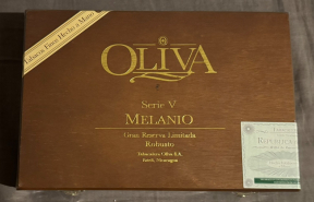 Oliva Serie V Melanio Robusto