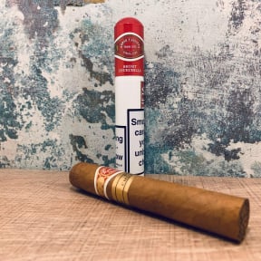 Romeo Y Julieta Short Churchills Tubos